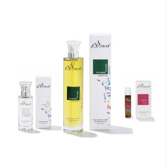 Jetlag-Set"Willkommen zuhause" ***30 ml Bio Parfüm Farbe Weiß ***100 ml smaragdfarbenes Körperöl ***5 ml Parfum Roll-on Konzentrat, Farbe Purpur
