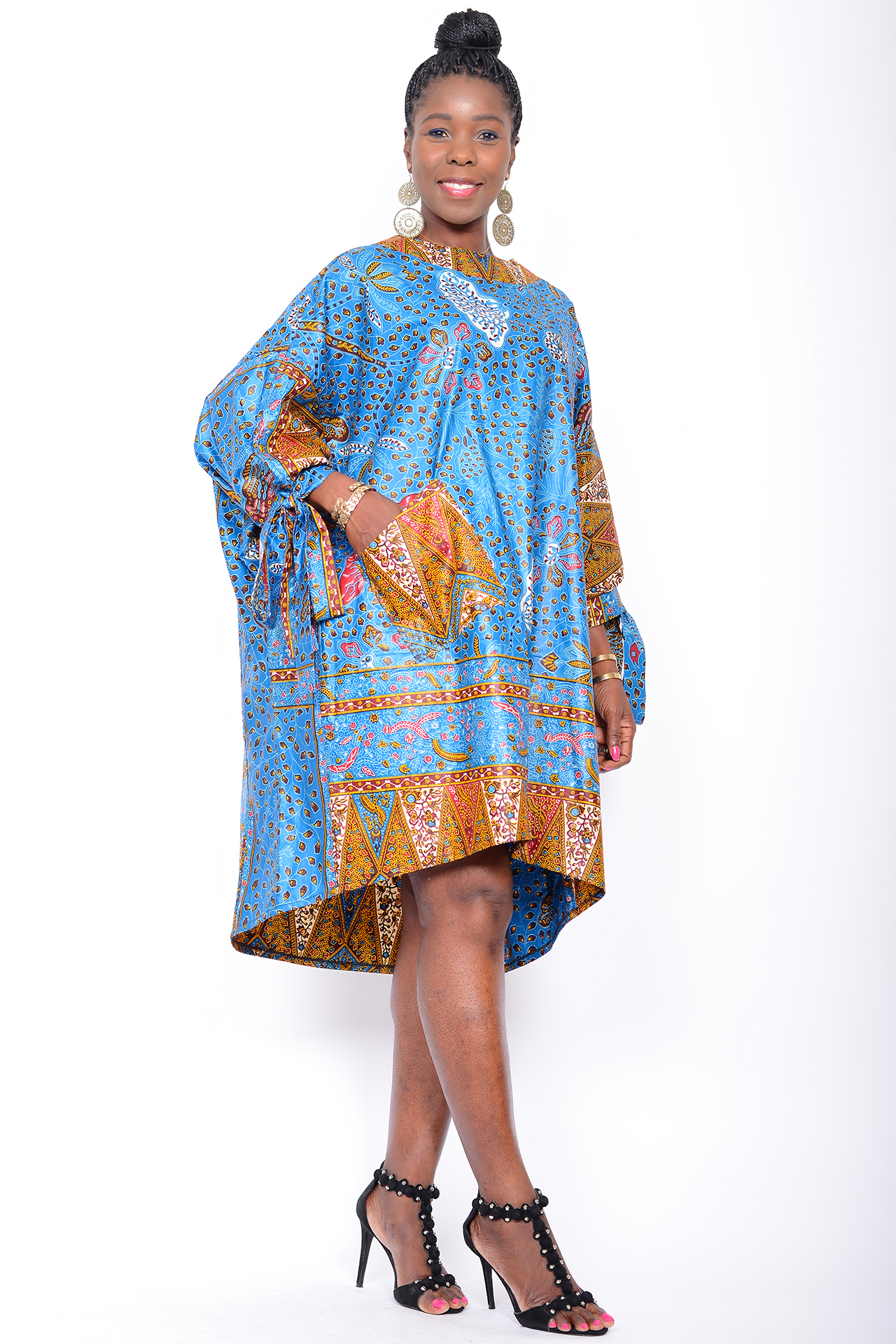Afri Mode - Euge-W Kollektion 2023 -  November -  das afrikanische Kleid Charlina