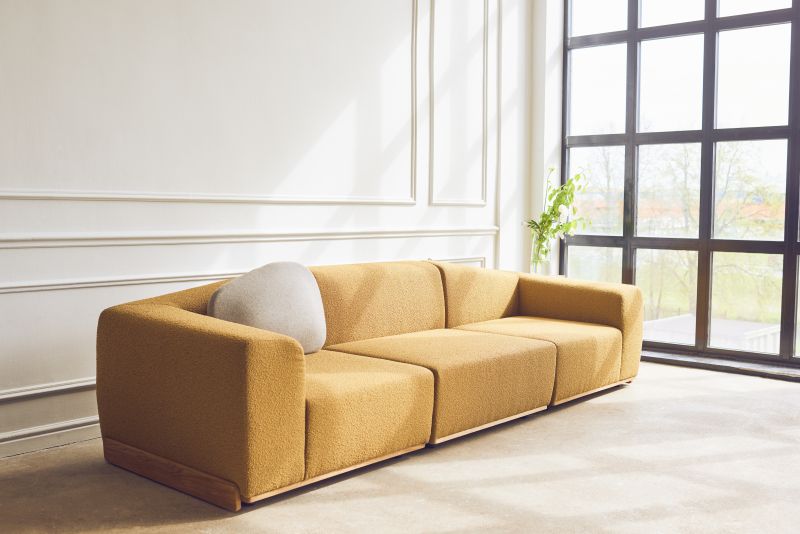 Elegantes 3er-Sofa im nordischen Design