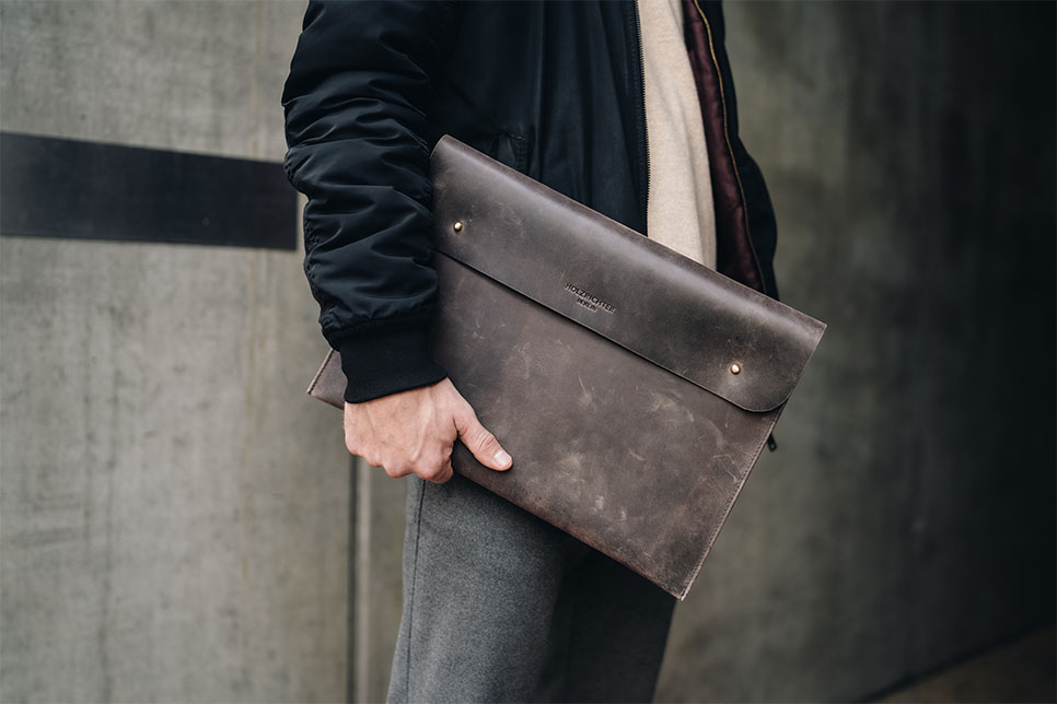 HOLZRICHTER Berlin Leather Laptop Sleeves