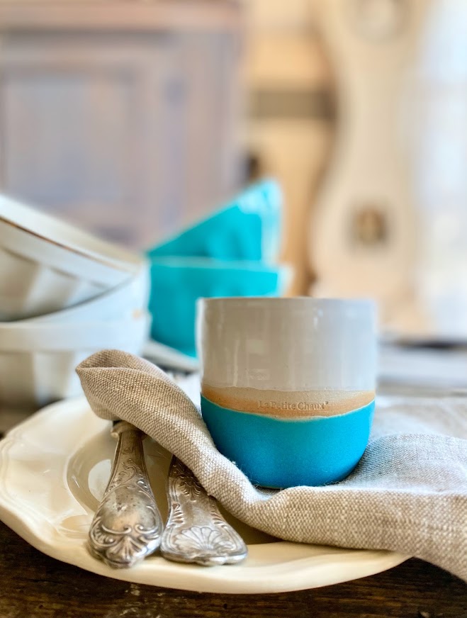 La Petite Chaux Keramikbecher blau weiß